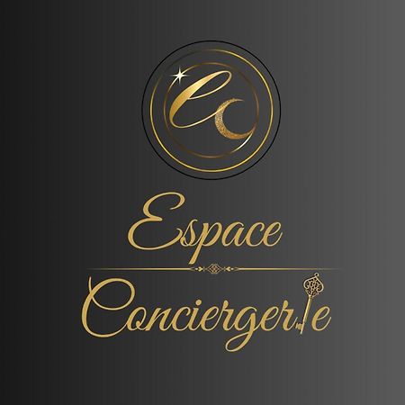 Grand Appartement Avec Balcon Et Parking Gratuit Sur Place Parijs Buitenkant foto